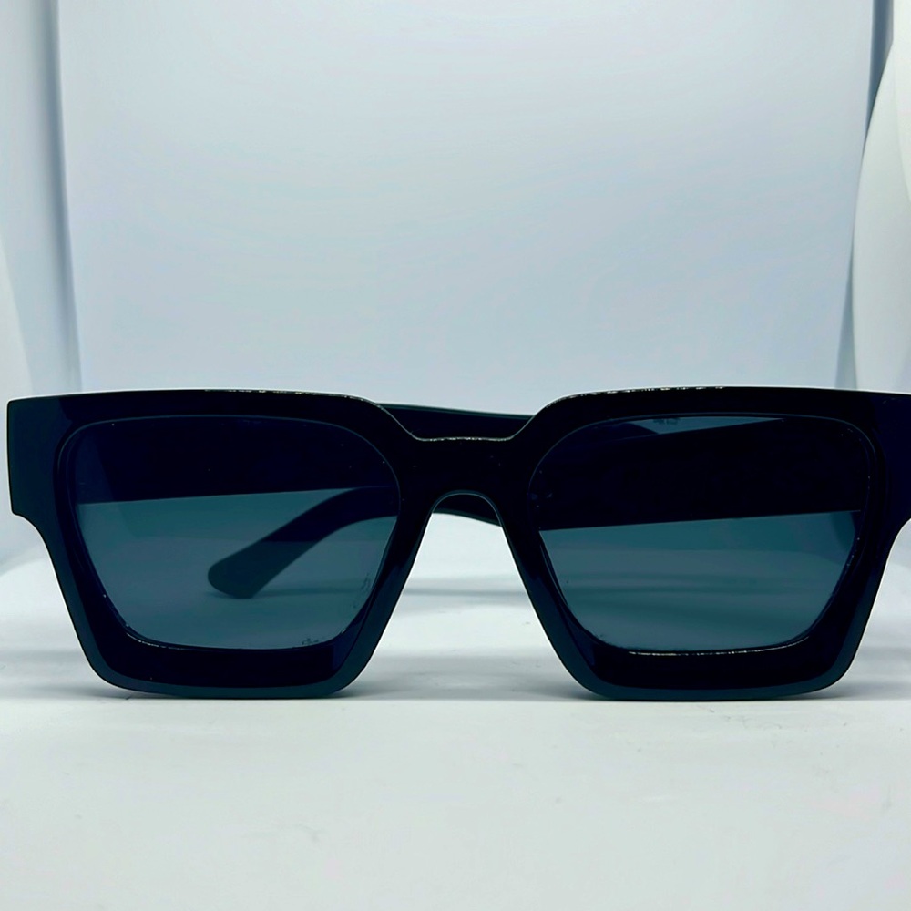 Men Fashion Dark Black Shades